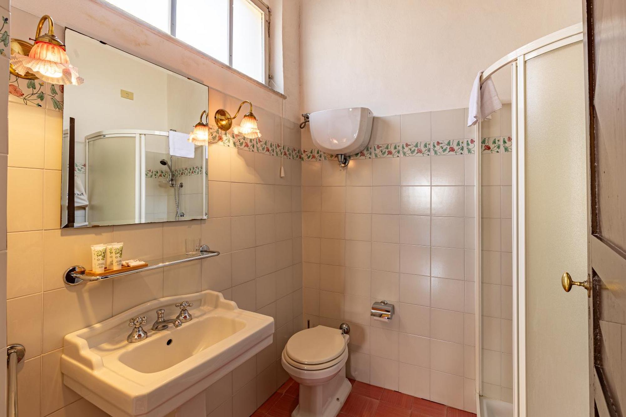 Palazzo Costanti - A 8 Minuti Dalle Terme Apartment San Quirico dʼOrcia Екстериор снимка