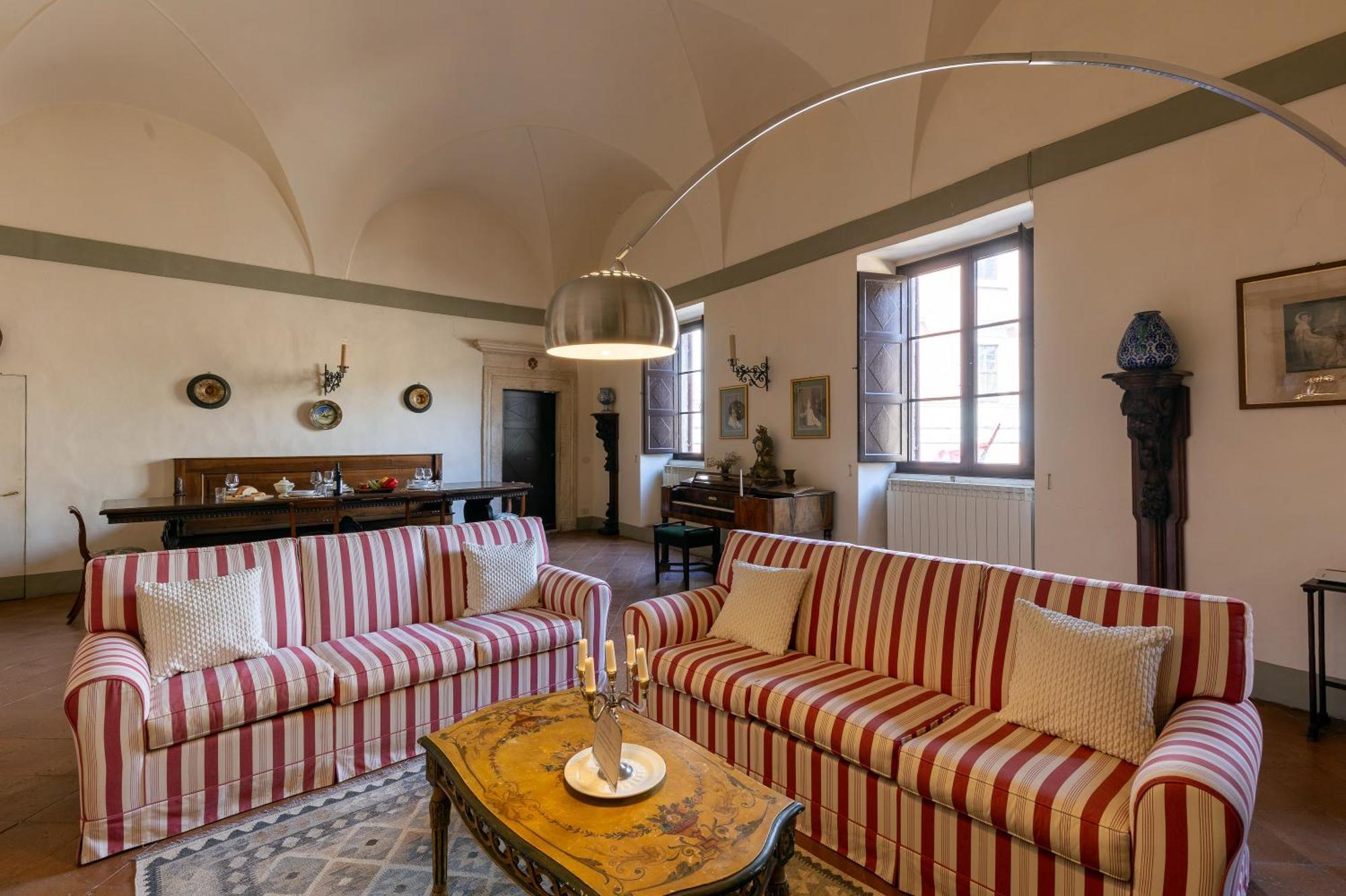 Palazzo Costanti - A 8 Minuti Dalle Terme Apartment San Quirico dʼOrcia Екстериор снимка